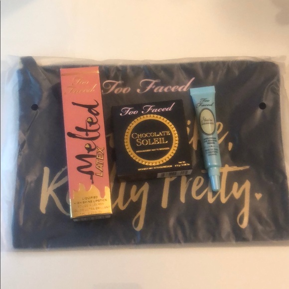 Too Faced Other - Too Faced makeup set